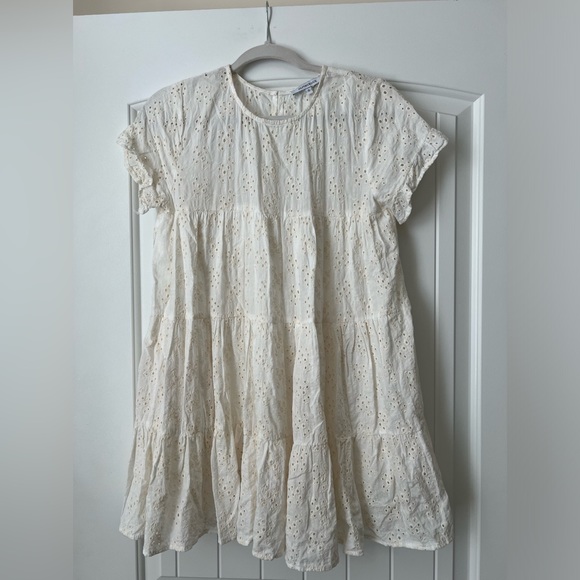 White ruffle dress - Picture 2 of 8